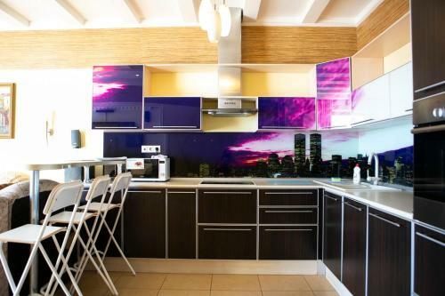 Ideal House Apart