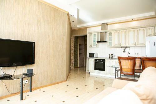 Ideal House Apart