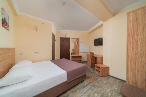 Room Hotel