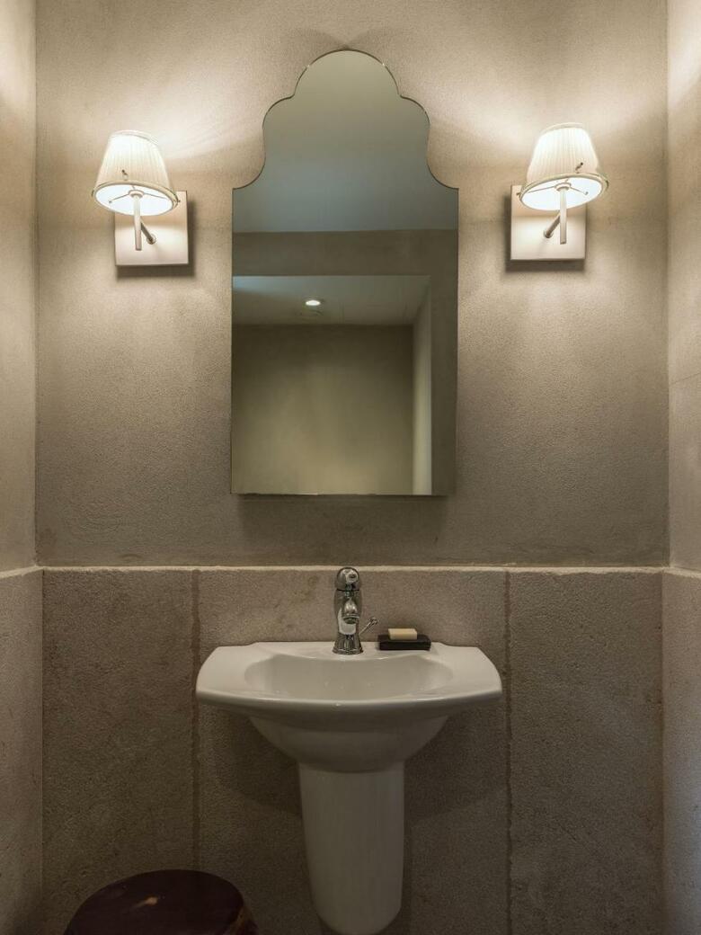 Kinsterna Hotel & Spa