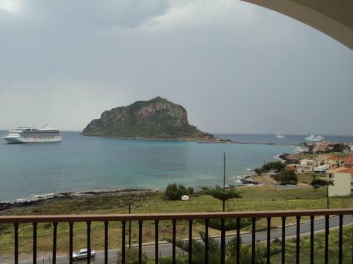 Apartamento Paraschou Guesthouse