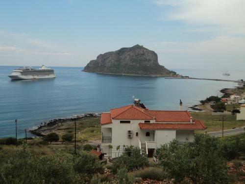 Apartamento Paraschou Guesthouse