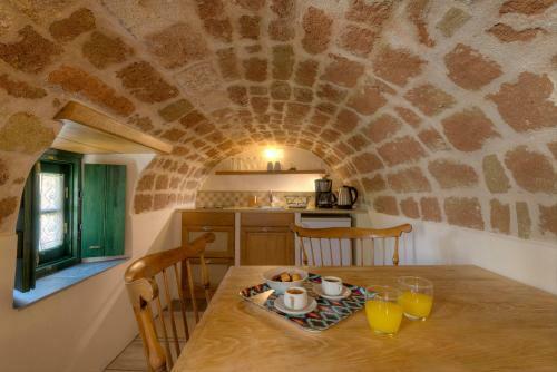Hostal Ritsos Guesthouse