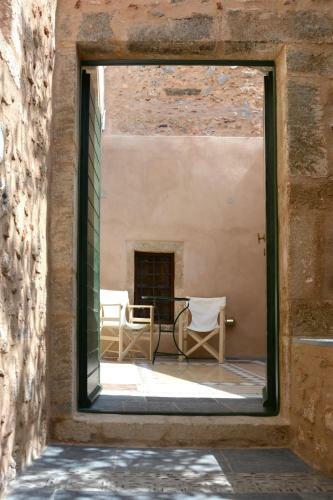 Hostal Ritsos Guesthouse