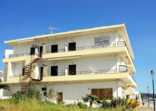 Hotel Arsenakos