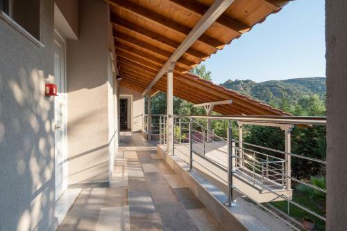 Camping Linaraki Apartments & Bungalows