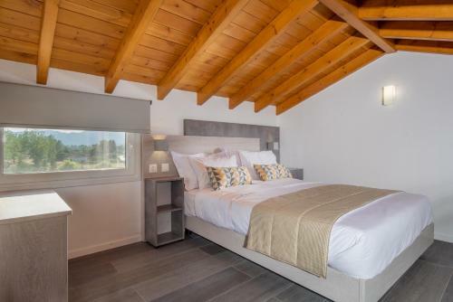 Camping Linaraki Apartments & Bungalows