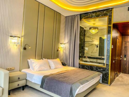 Dovgiy Hotel