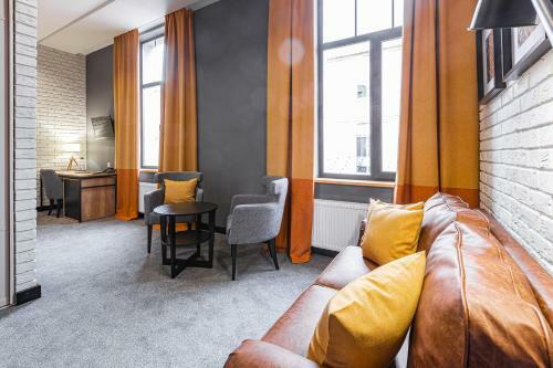 Key Hotel