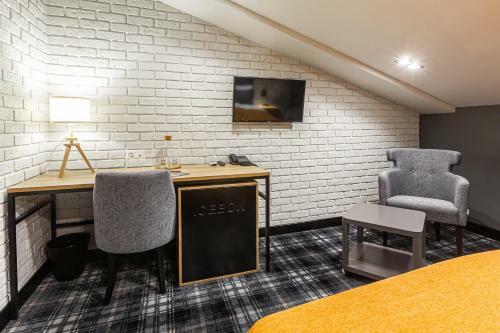 Key Hotel