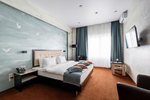Premier Hotel
