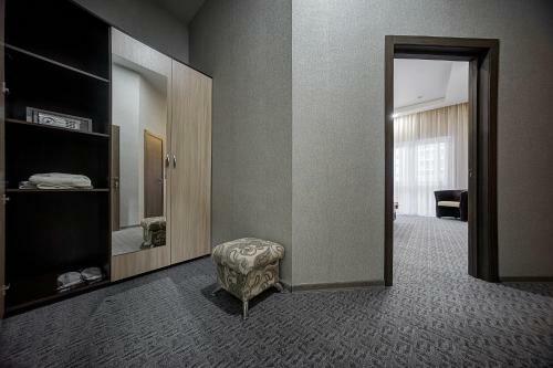 Premier Hotel