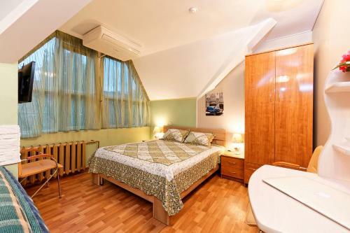 Capsulecity Hostel
