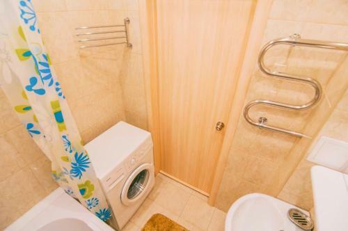 1+ Apartment On Zhitkova