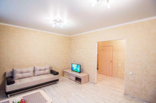 1+ Apartment On Zhitkova