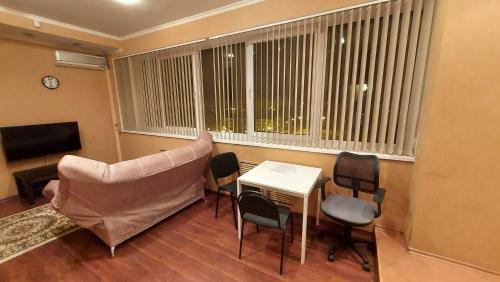 Apartamento Semividovo 89??39???7?