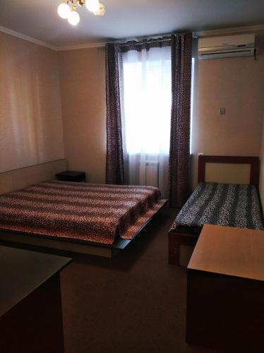Hostal ????????