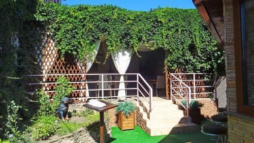Hotel Pansionat "asteri"