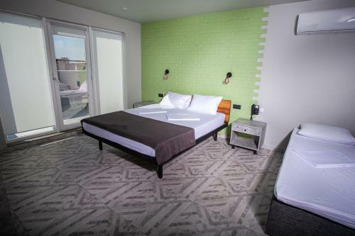 Hotel Pesok And More