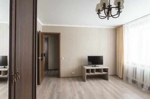 Apartment Twopillows On Preminina 4