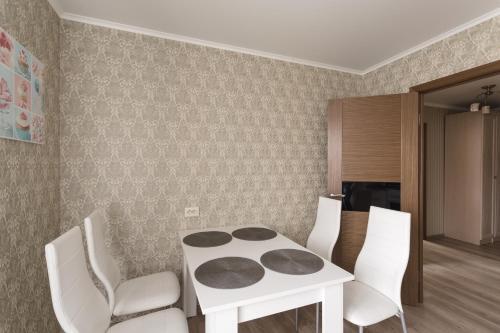 Apartment Twopillows On Preminina 4