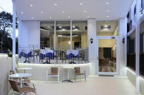 Aktaion Hotel