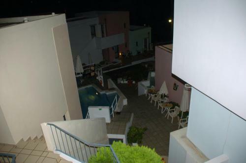 Blue Sky Hotel Apartments