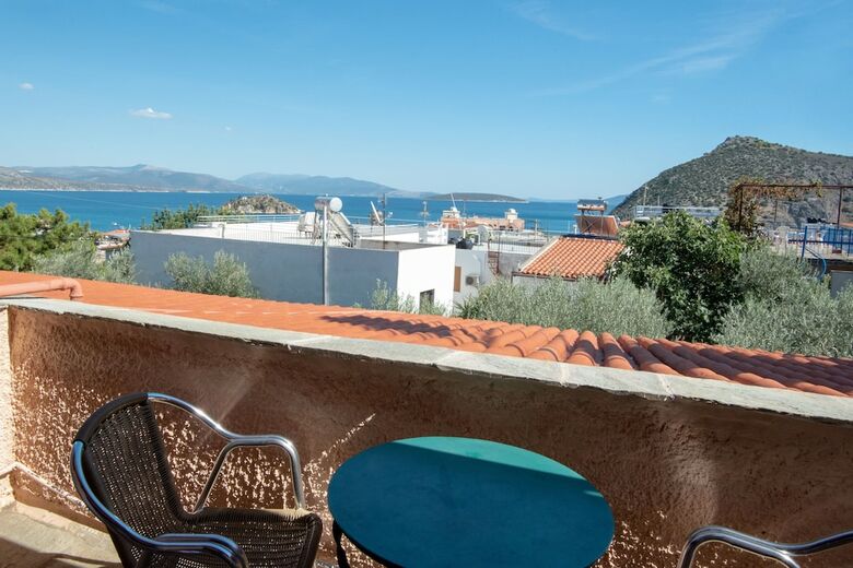 Kleoni Club Apartments