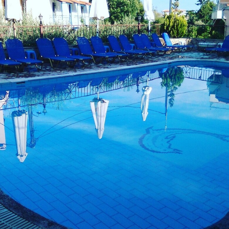 Kleoni Club Apartments