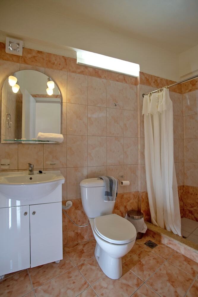 Kleoni Club Apartments