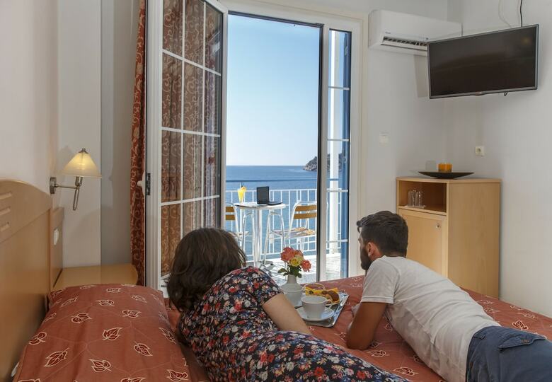 Hotel Tolo