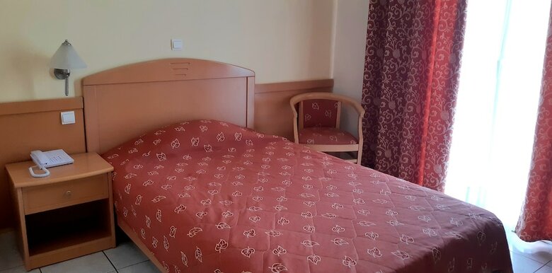 Hotel Tolo