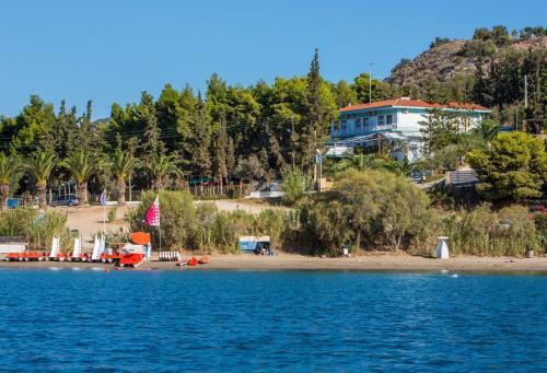 Apartamento Barbouna Hotel
