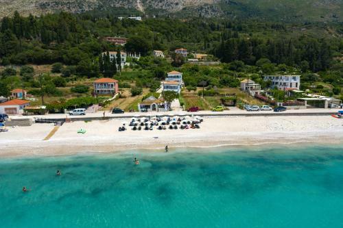 Thomatos Apartments Lourdas Beach
