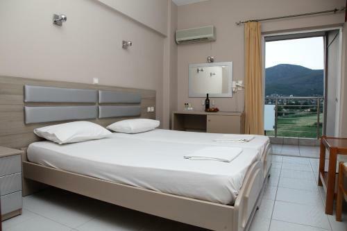Evvoiki Akti Hotel