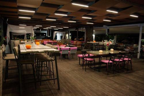 Evvoiki Akti Hotel
