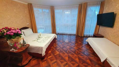 Hotel Loootel