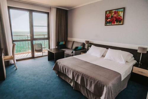 Hotel Golden Hills