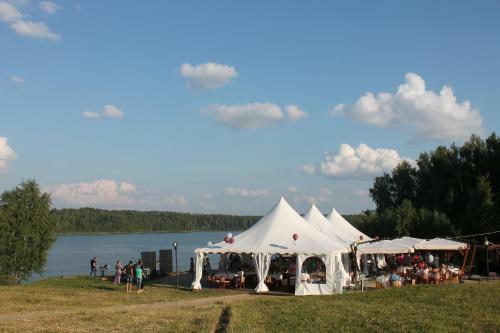 Hotel Pansionat Parus