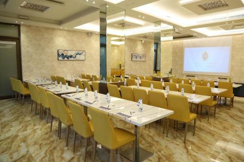 Brand Al Qassim Hotel