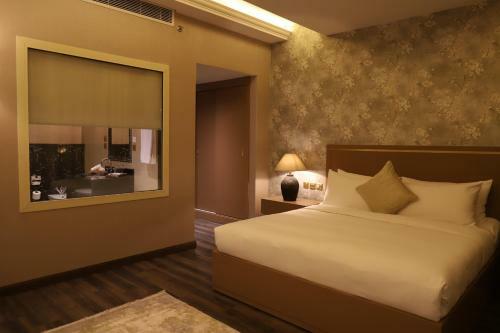 Vittori Palace Hotel And Residences