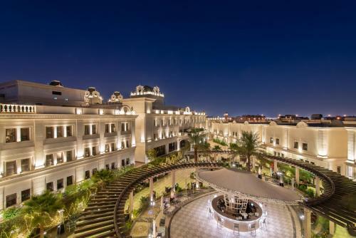 Vittori Palace Hotel And Residences