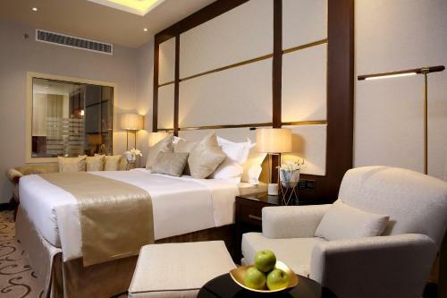 Vittori Palace Hotel And Residences