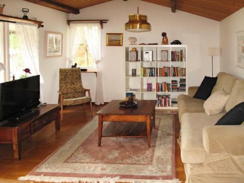 Holiday Home Munkhalla Morgonsolen - Ble100