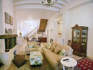 Hostal Archontiko Petras 1821