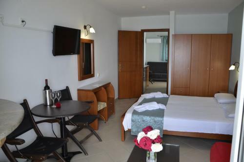 Kiwi Hotel