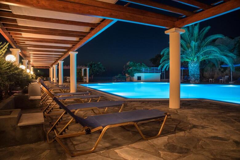 Alma Hotel