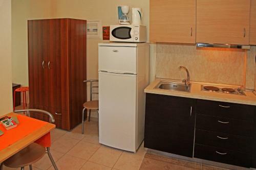 Dionysus Apartments
