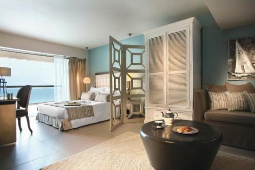 Sani Beach Hotel & Spa