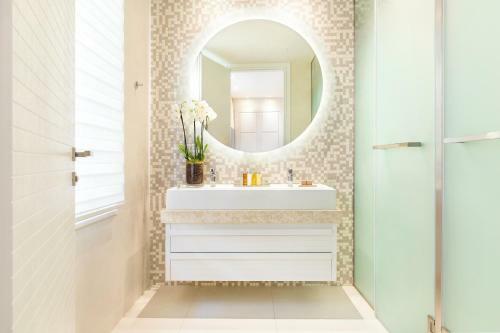 Sani Beach Hotel & Spa